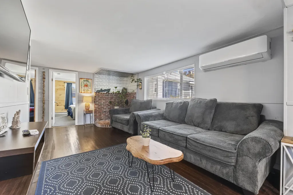 5 Carll Avenue Old Orchard Beach ME 04064