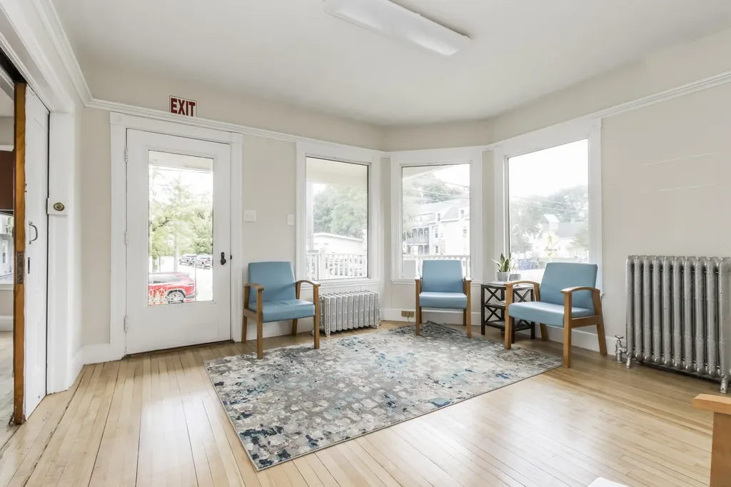 918 Broadway South Portland ME 04106