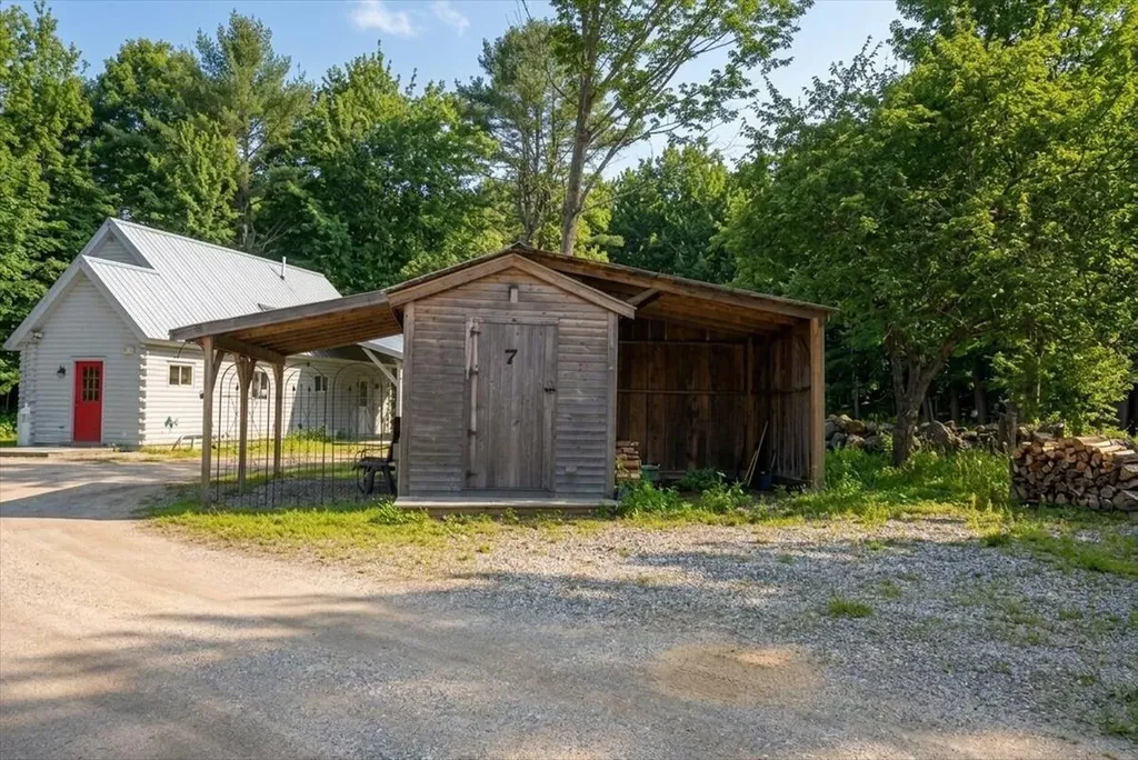 7 Abbott Hill Road West Paris ME 04289