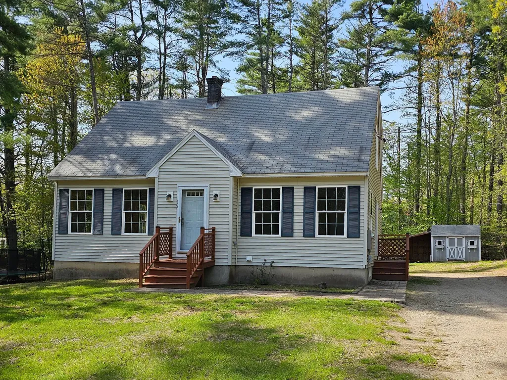 32 Balsam Drive Waterboro ME 04061