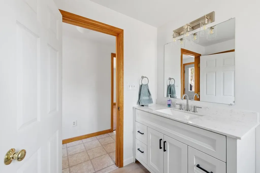 32 Balsam Drive Waterboro ME 04061