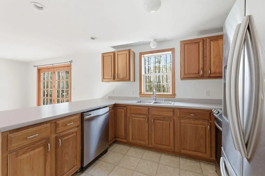 32 Balsam Drive Waterboro ME 04061
