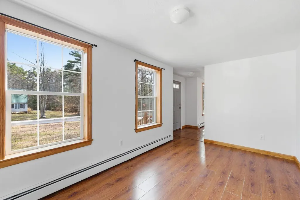 32 Balsam Drive Waterboro ME 04061