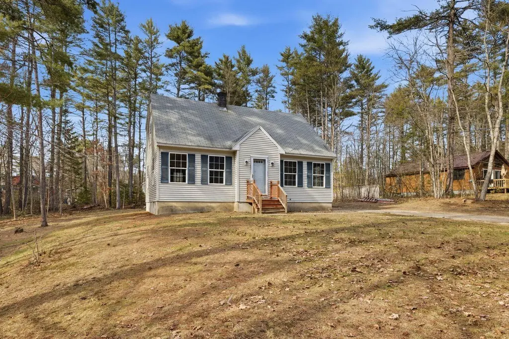 32 Balsam Drive Waterboro ME 04061