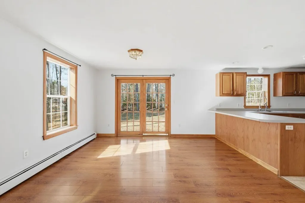 32 Balsam Drive Waterboro ME 04061