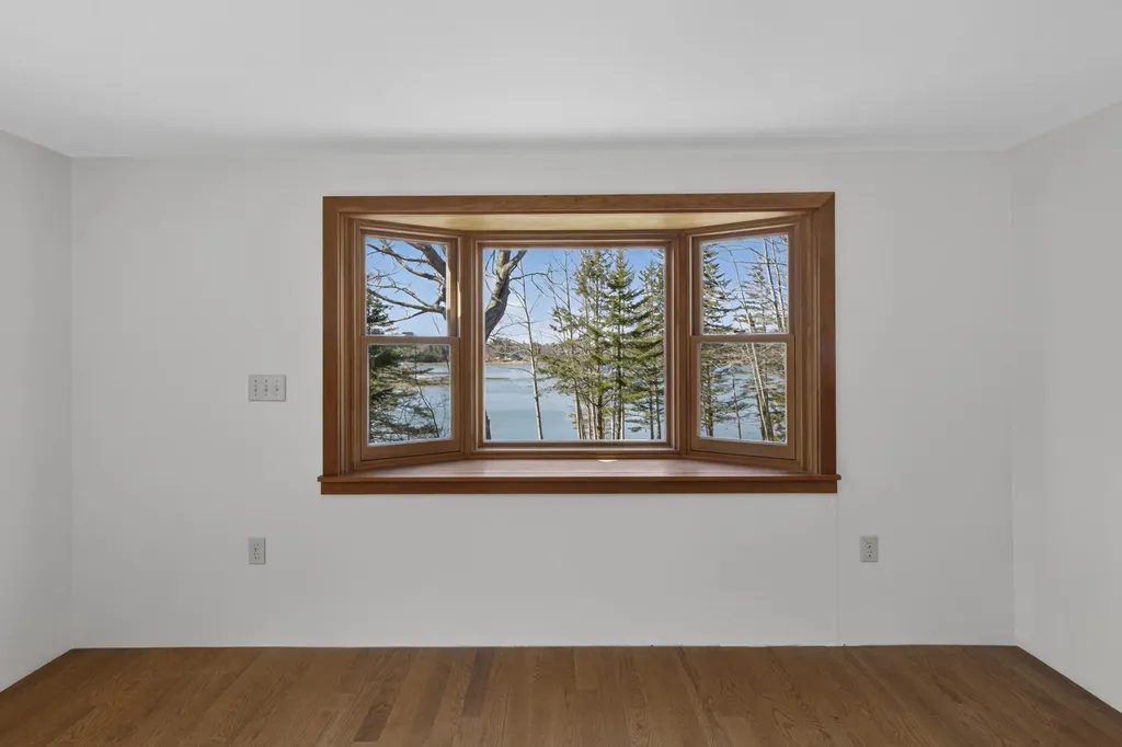 519 Island Avenue Saint George ME 04859