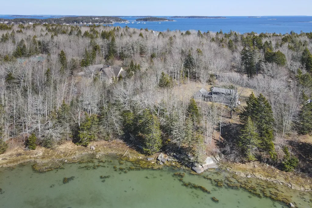 519 Island Avenue Saint George ME 04859