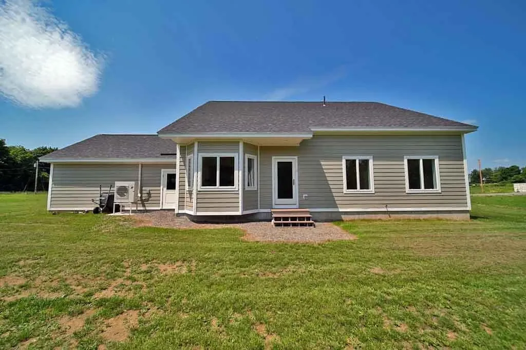15 Lilac Lane Houlton ME 04730