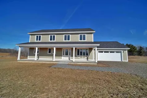 15 Lilac Lane Houlton ME 04730