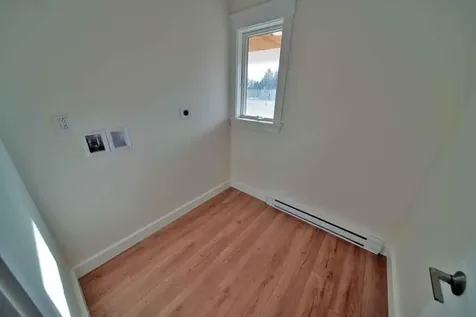 15 Lilac Lane Houlton ME 04730