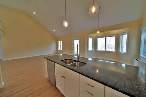 15 Lilac Lane Houlton ME 04730