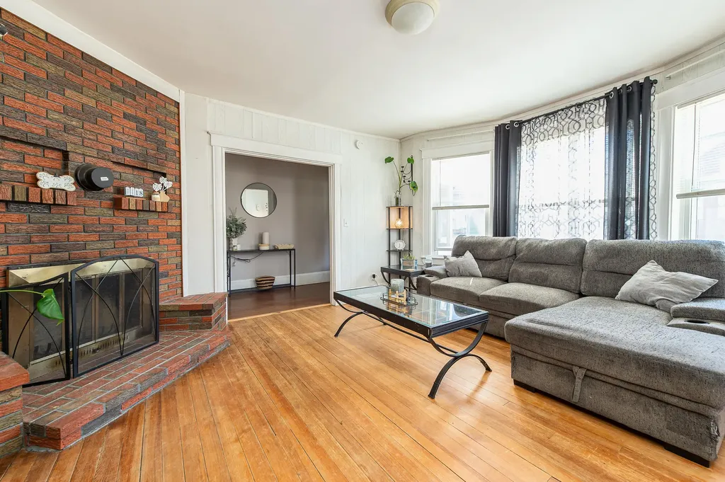 117 Lake Street Auburn ME 04210