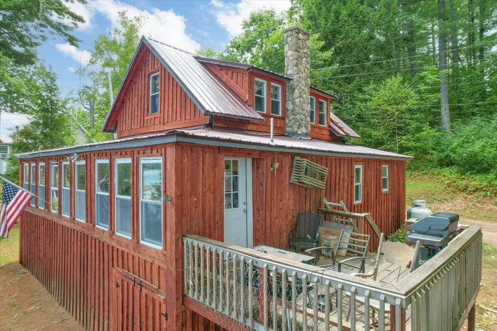 19 King Road Vassalboro ME 04989