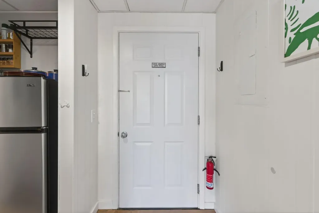 9 E Grand Avenue Scarborough ME 04074