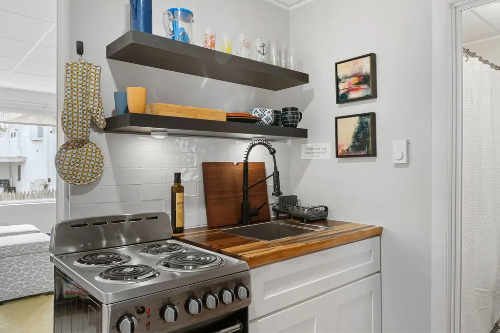 9 E Grand Avenue Scarborough ME 04074