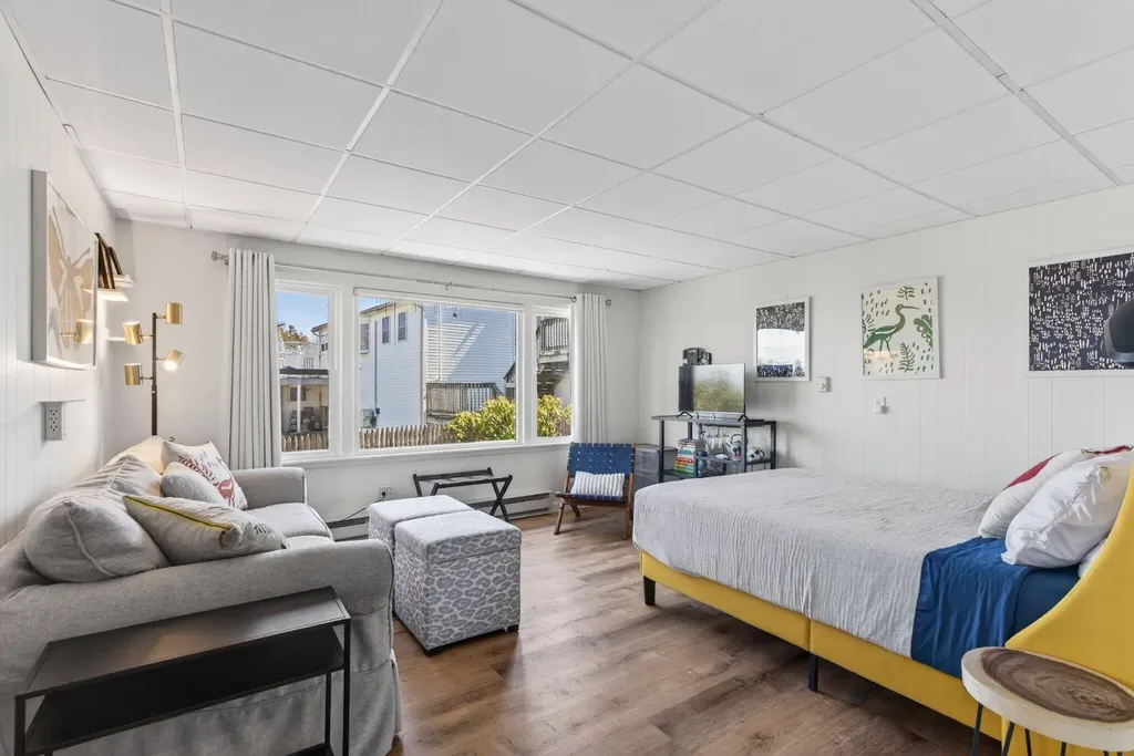9 E Grand Avenue Scarborough ME 04074