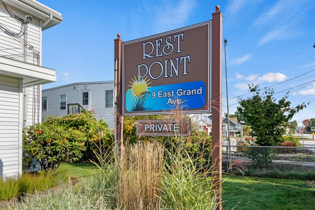 9 E Grand Avenue Scarborough ME 04074