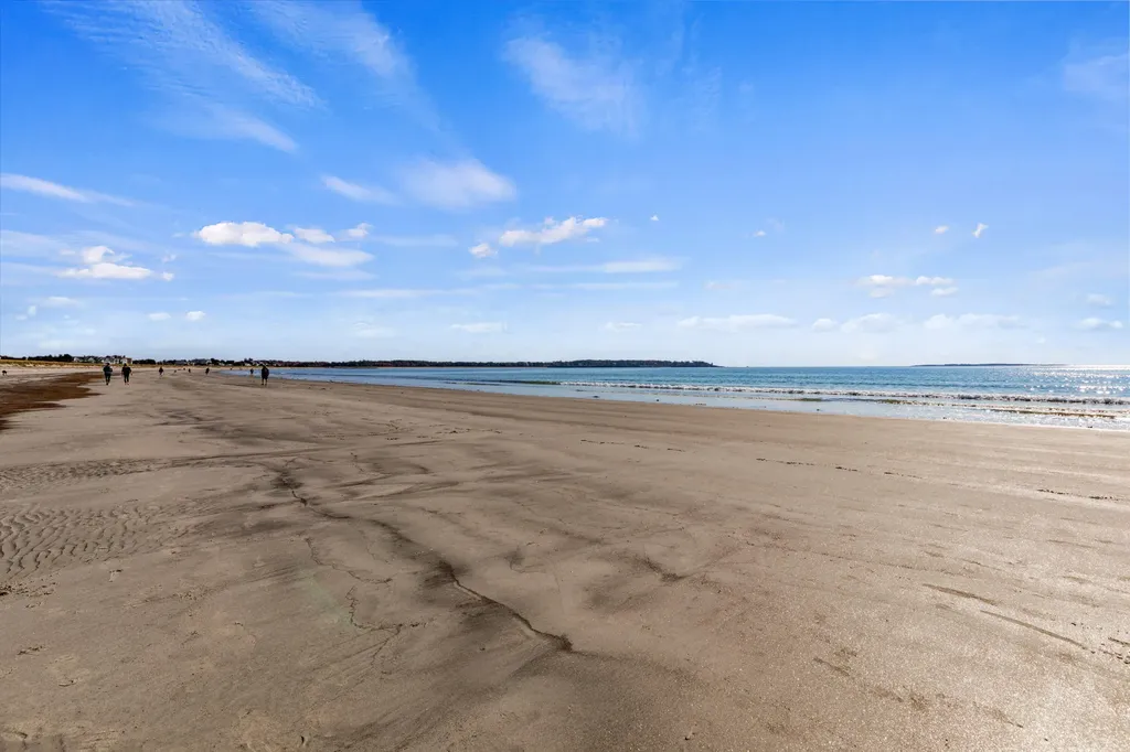 9 E Grand Avenue Scarborough ME 04074