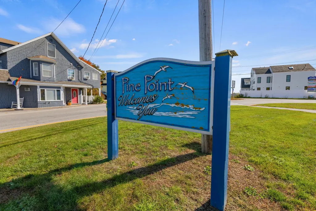 9 E Grand Avenue Scarborough ME 04074