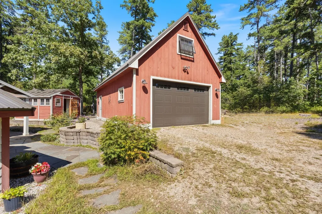 32 Northeast Road Waterboro ME 04087