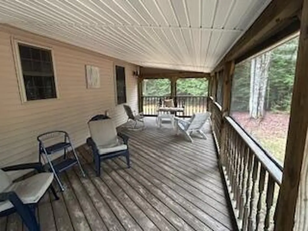 135 Ten Road Bradley ME 04411
