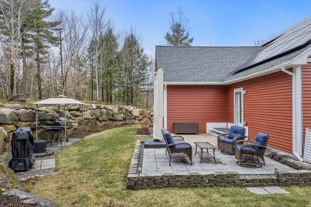 48 Liberty Lane Acton ME 04001