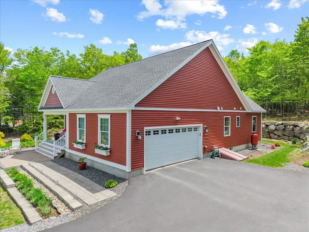 48 Liberty Lane Acton ME 04001