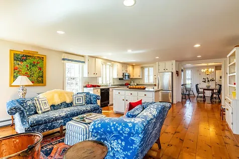 8 Chestnut Hill Camden ME 04843
