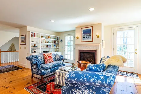 8 Chestnut Hill Camden ME 04843