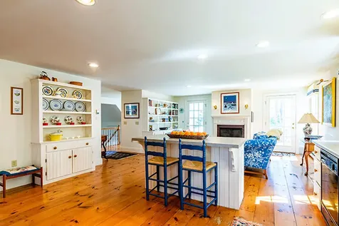 8 Chestnut Hill Camden ME 04843