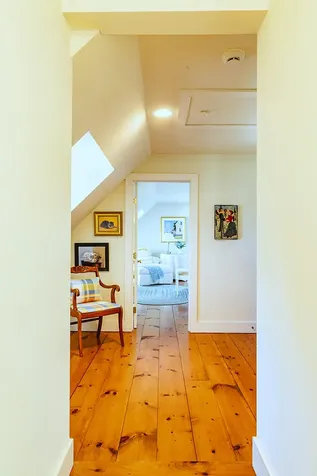 8 Chestnut Hill Camden ME 04843