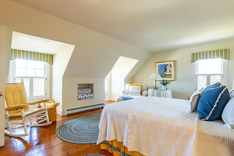8 Chestnut Hill Camden ME 04843