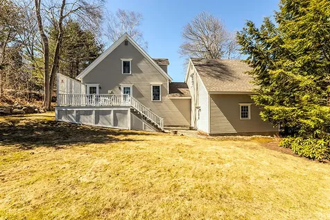 8 Chestnut Hill Camden ME 04843