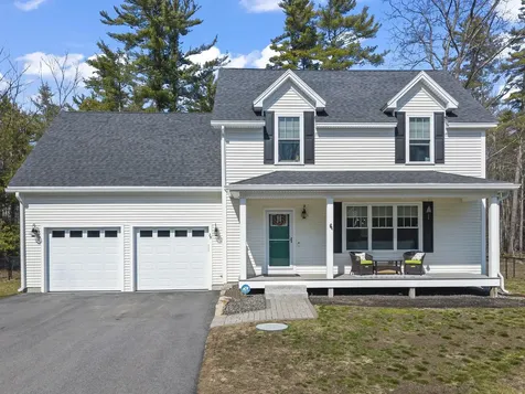 26 Camerons Lane Wells ME 04090