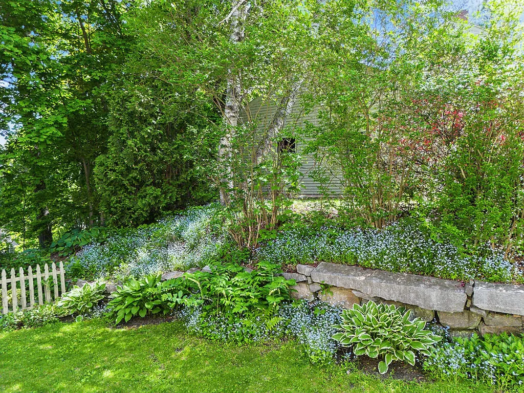 2 Warren Street Hallowell ME 04347