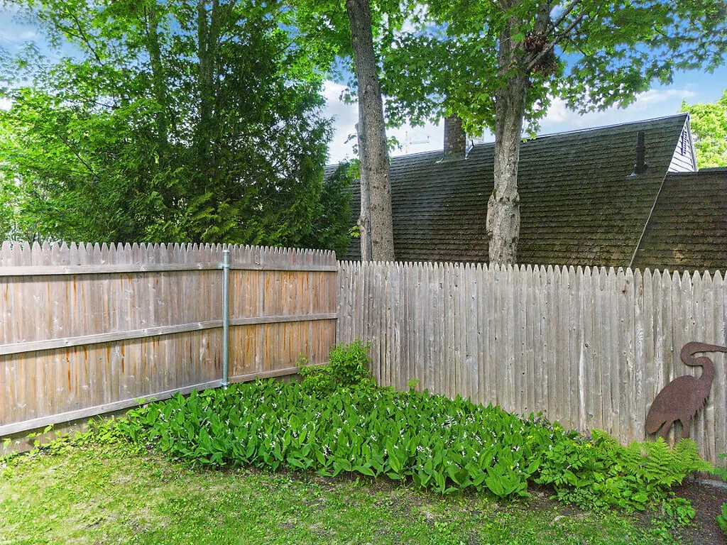 2 Warren Street Hallowell ME 04347