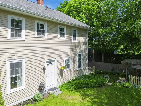2 Warren Street Hallowell ME 04347