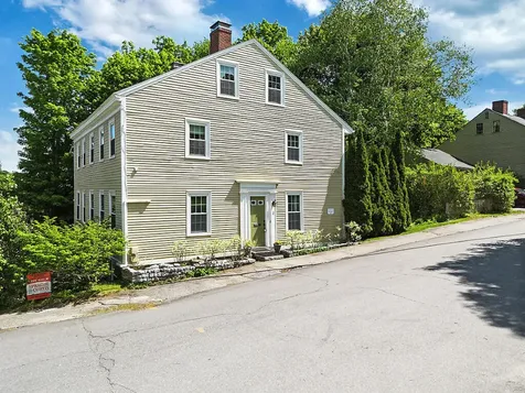 2 Warren Street Hallowell ME 04347