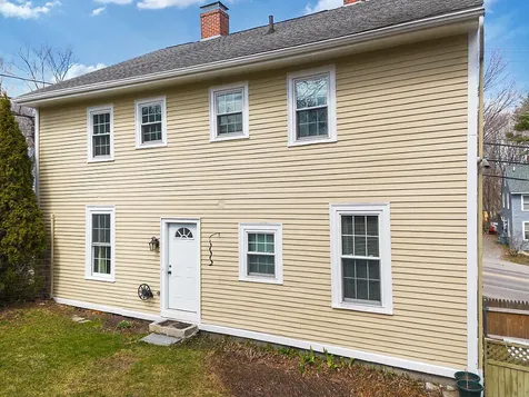 2 Warren Street Hallowell ME 04347