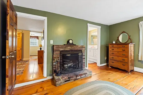 2 Warren Street Hallowell ME 04347