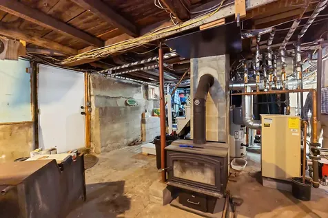 2 Warren Street Hallowell ME 04347