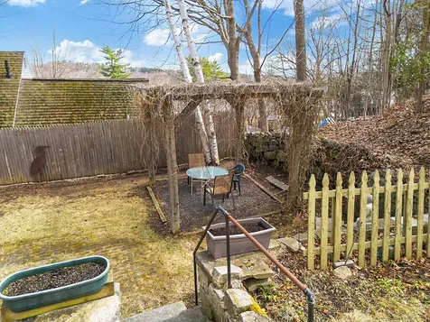 2 Warren Street Hallowell ME 04347