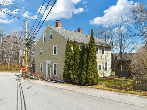 2 Warren Street Hallowell ME 04347