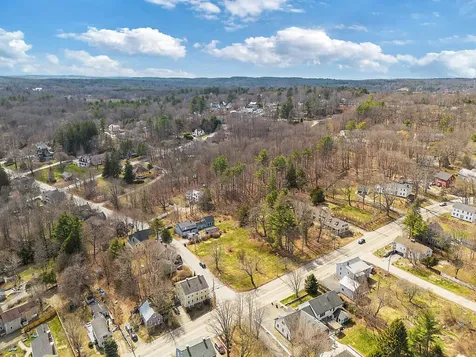 2 Warren Street Hallowell ME 04347