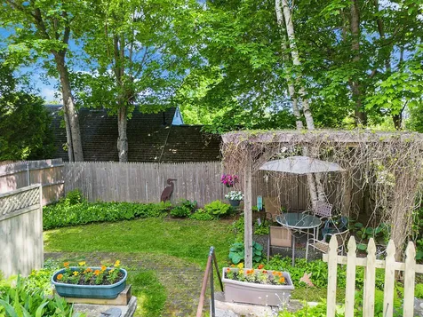 2 Warren Street Hallowell ME 04347