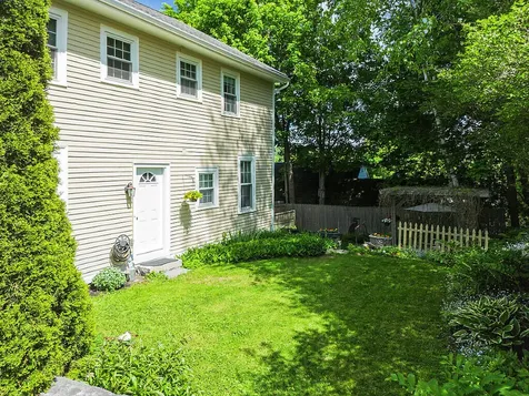 2 Warren Street Hallowell ME 04347