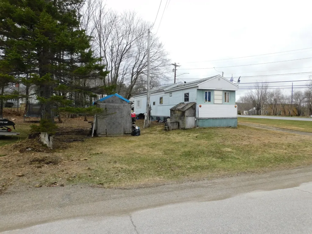 3 Boardman Street Calais ME 04619