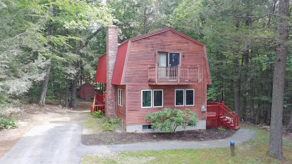 141 Lakewood Road Casco ME 04015