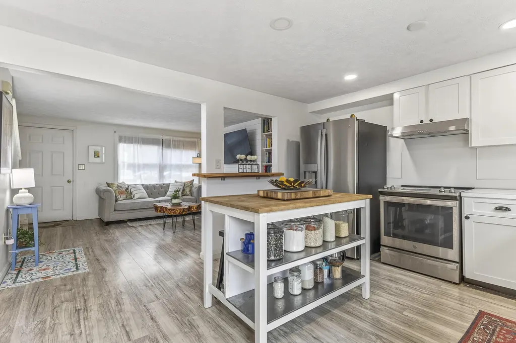 60 Brown Street Kennebunk ME 04043