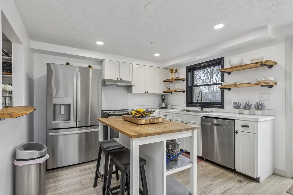 60 Brown Street Kennebunk ME 04043